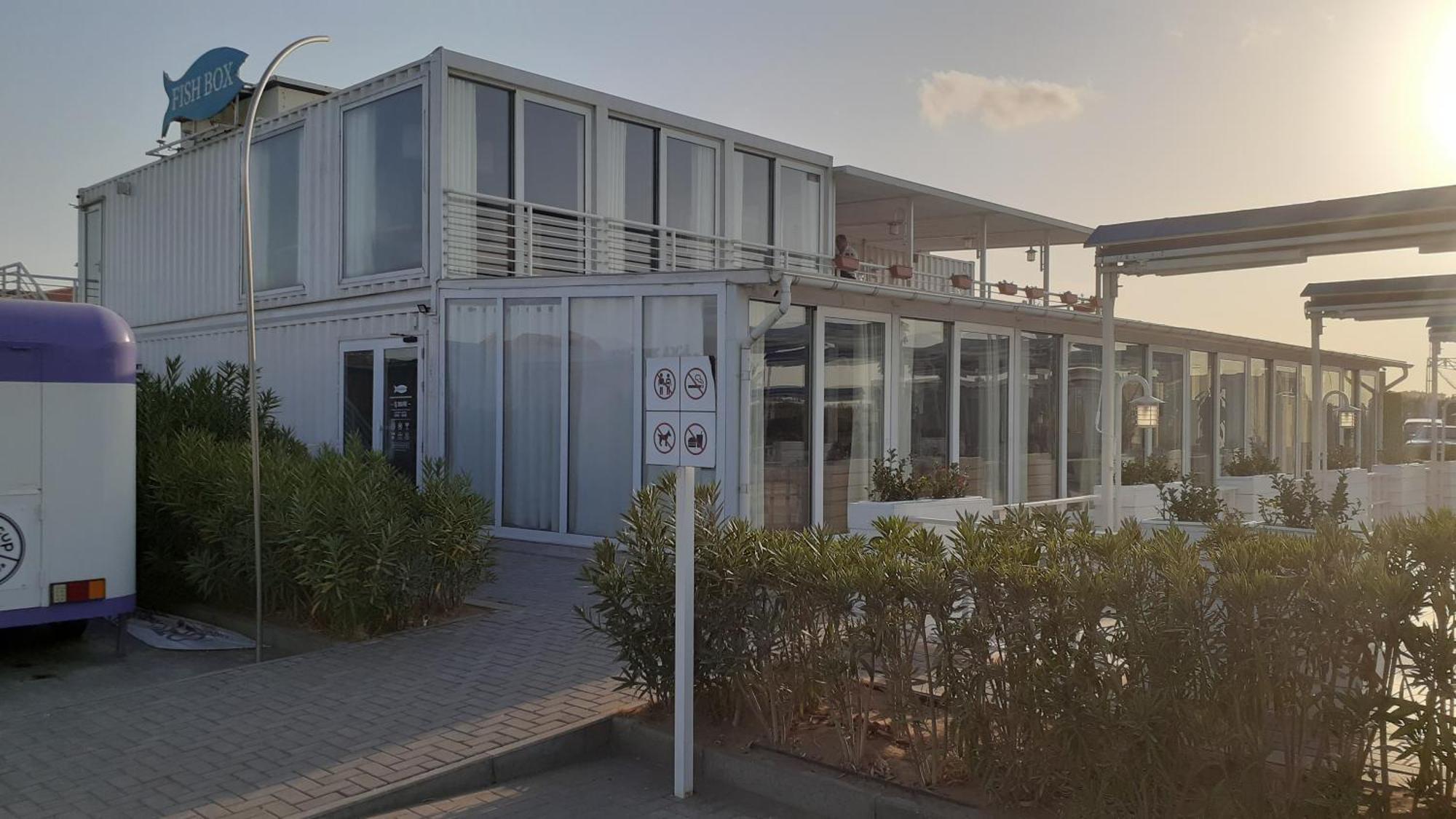 Sea Breeze Hotel Nardaran Buitenkant foto